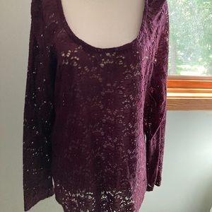 Long sleeve lightweight ladies top